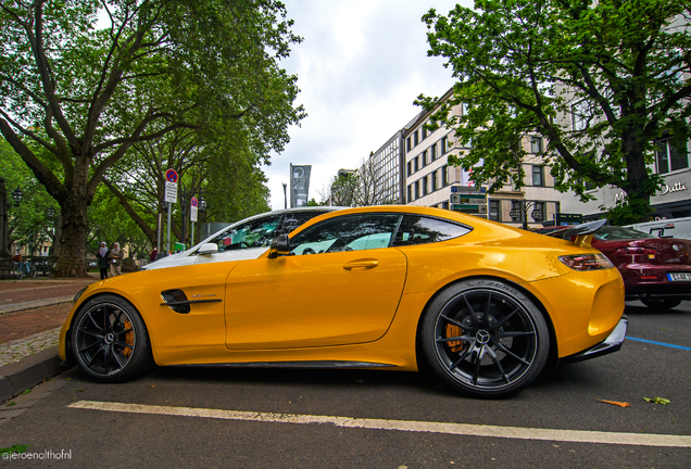 Mercedes-AMG GT R C190 2019