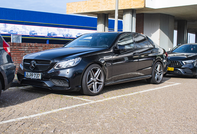 Mercedes-Benz E 63 AMG W212 2013