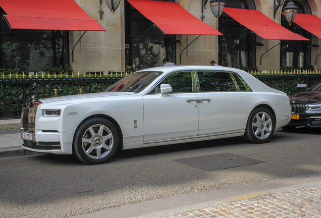 Rolls-Royce Phantom VIII EWB