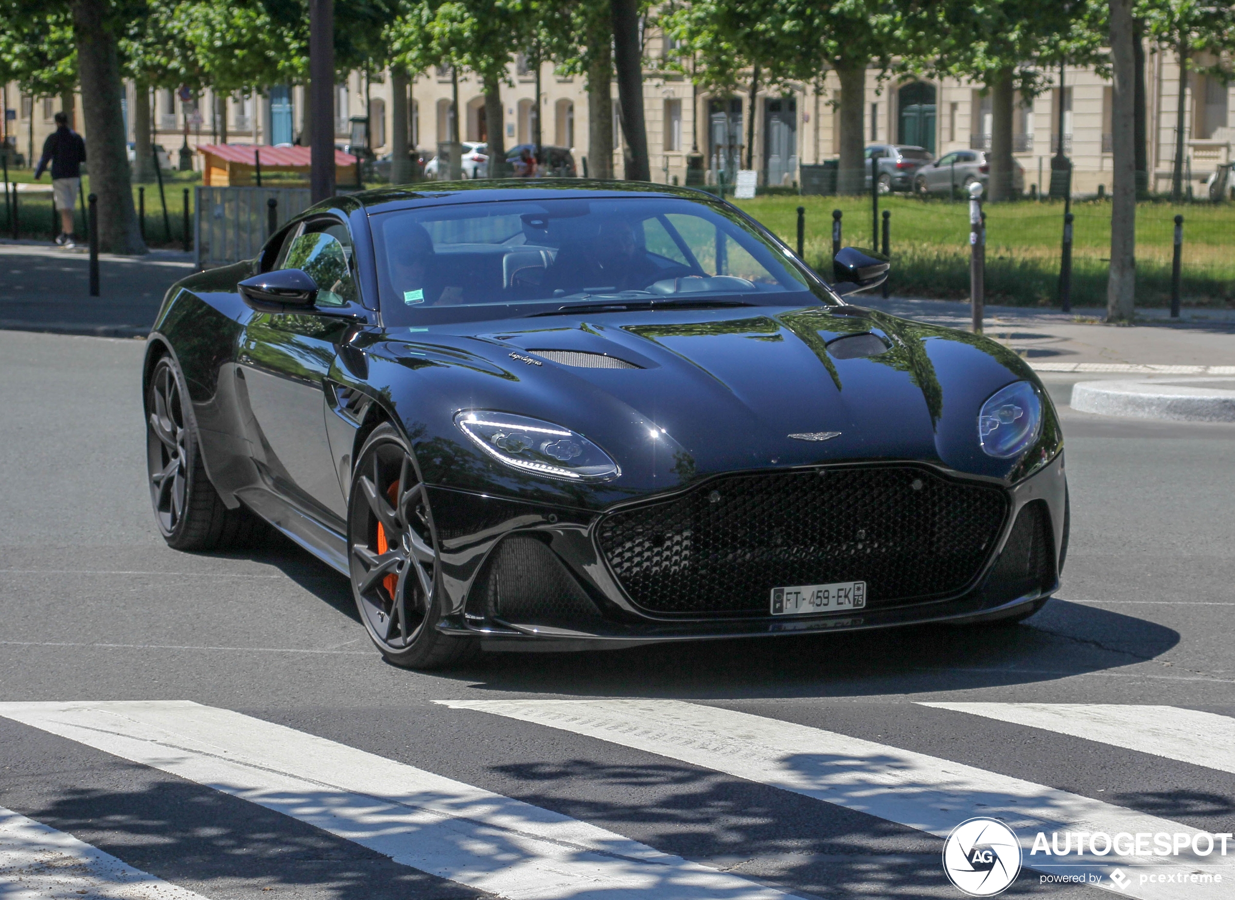 Aston Martin DBS Superleggera