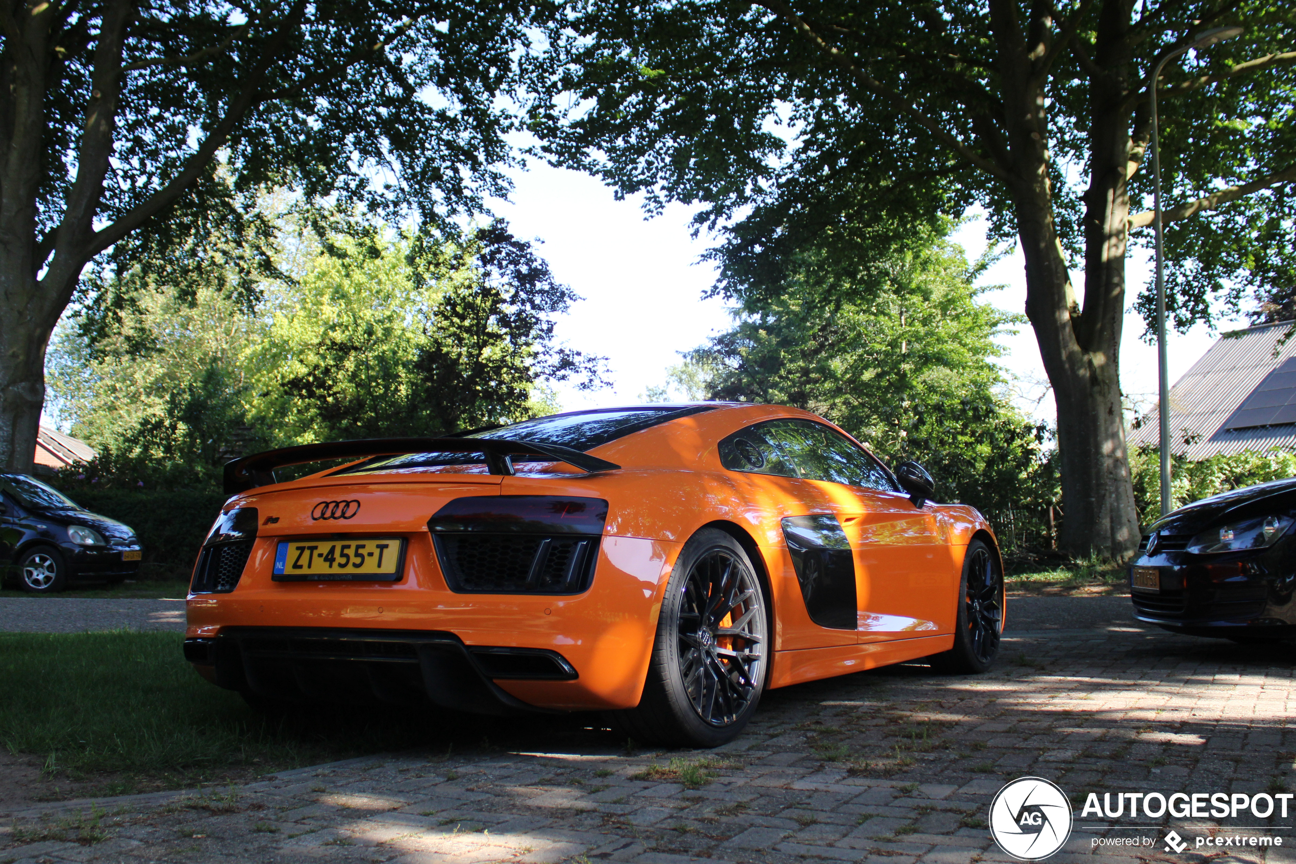 Audi R8 V10 Plus 2015