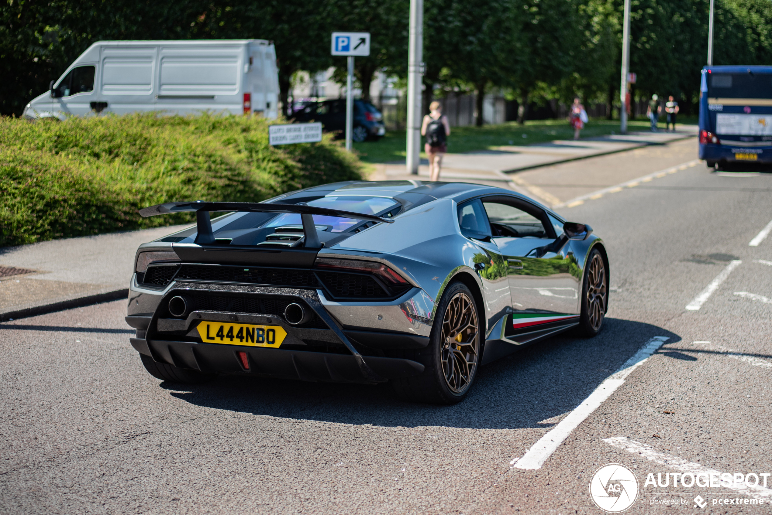 Lamborghini Huracán LP640-4 Performante