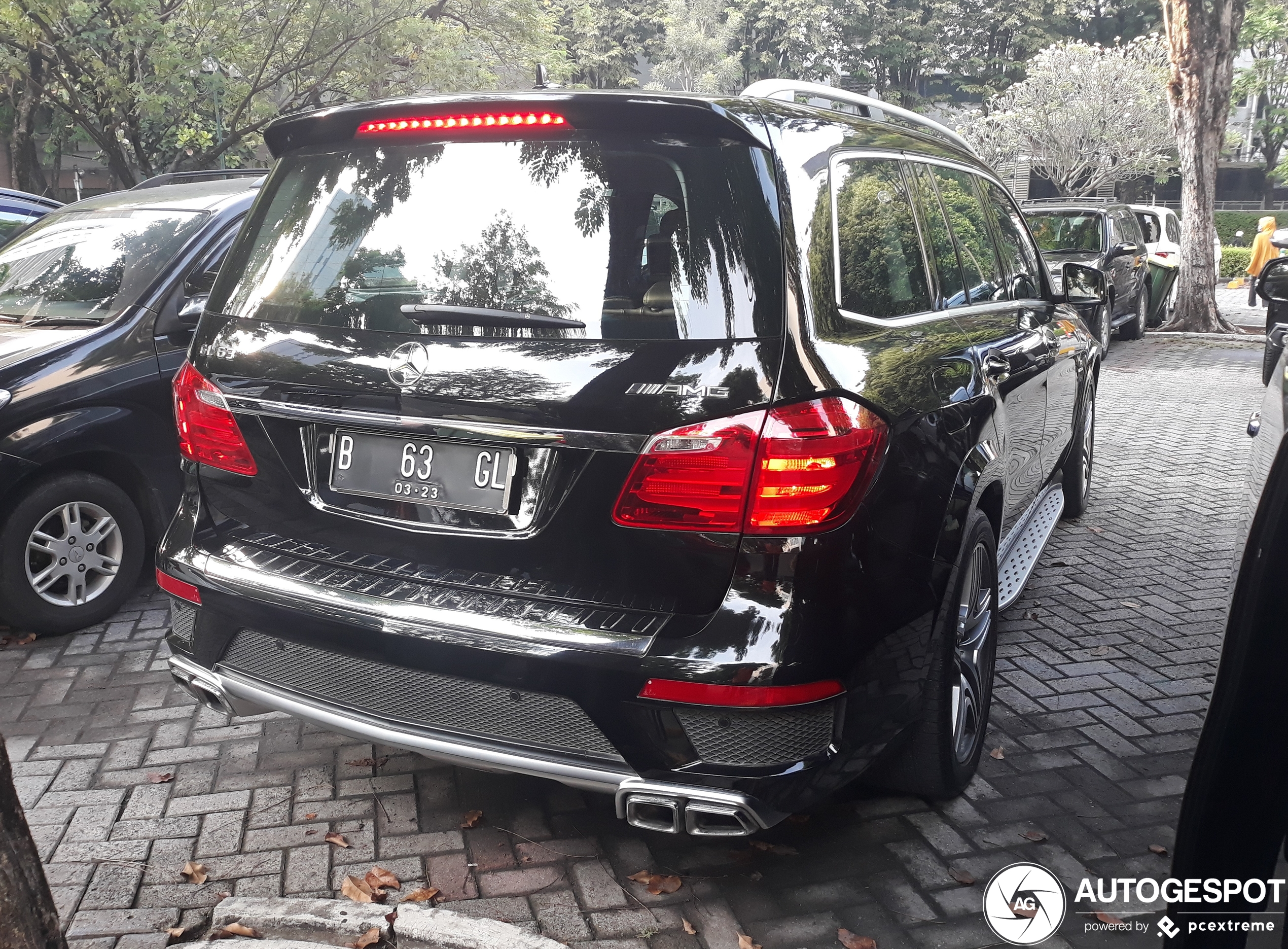 Mercedes-Benz GL 63 AMG X166