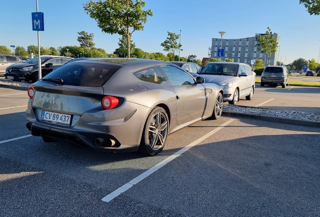 Ferrari FF