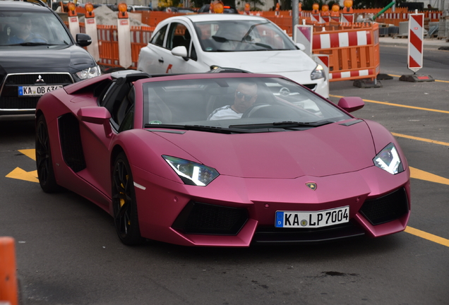 Lamborghini Aventador LP700-4 Roadster