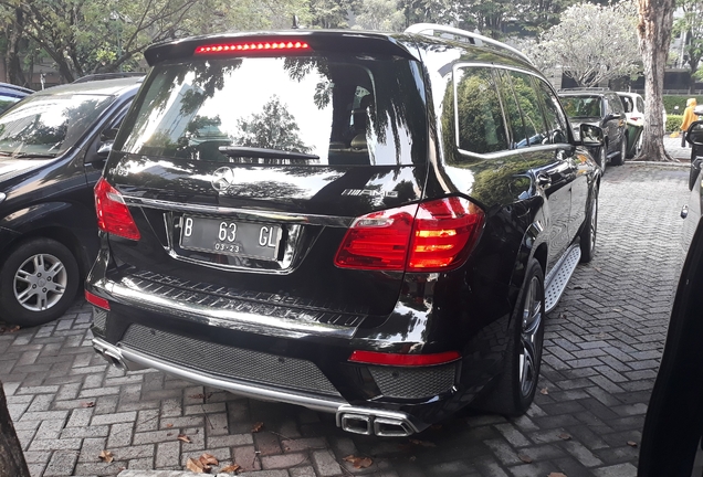 Mercedes-Benz GL 63 AMG X166