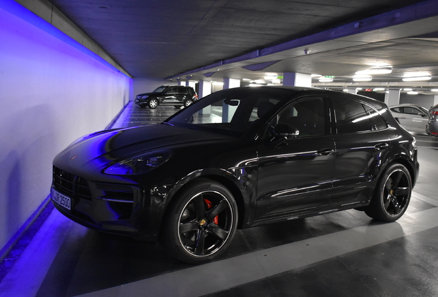 Porsche 95B Macan GTS MkII