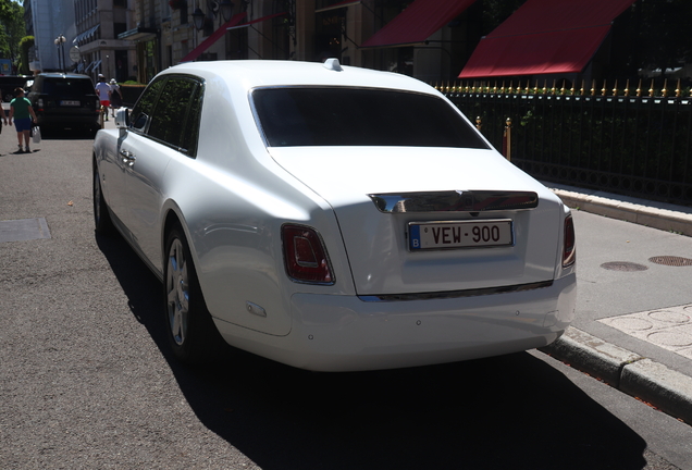 Rolls-Royce Phantom VIII EWB