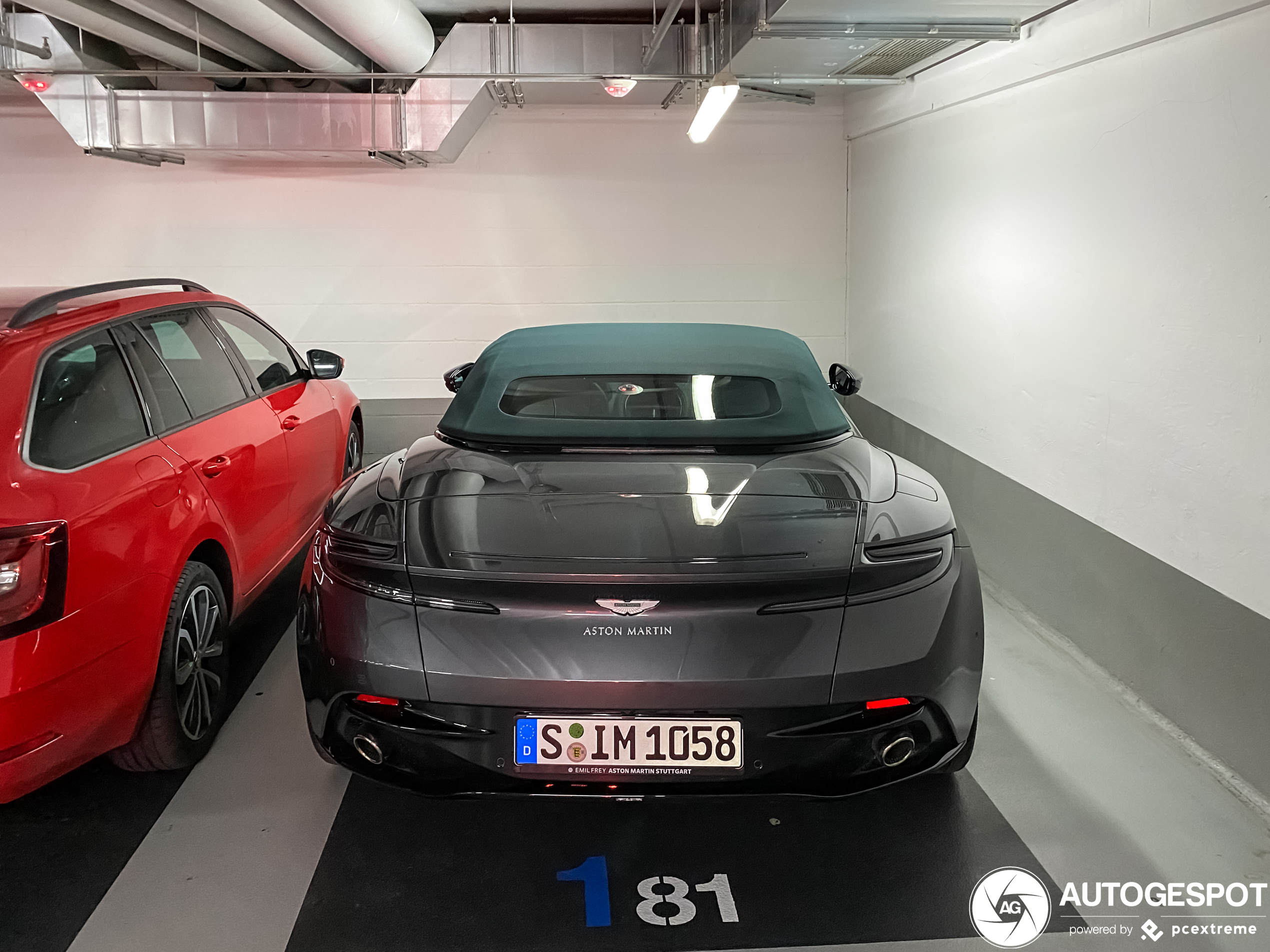 Aston Martin DB11 V8 Volante