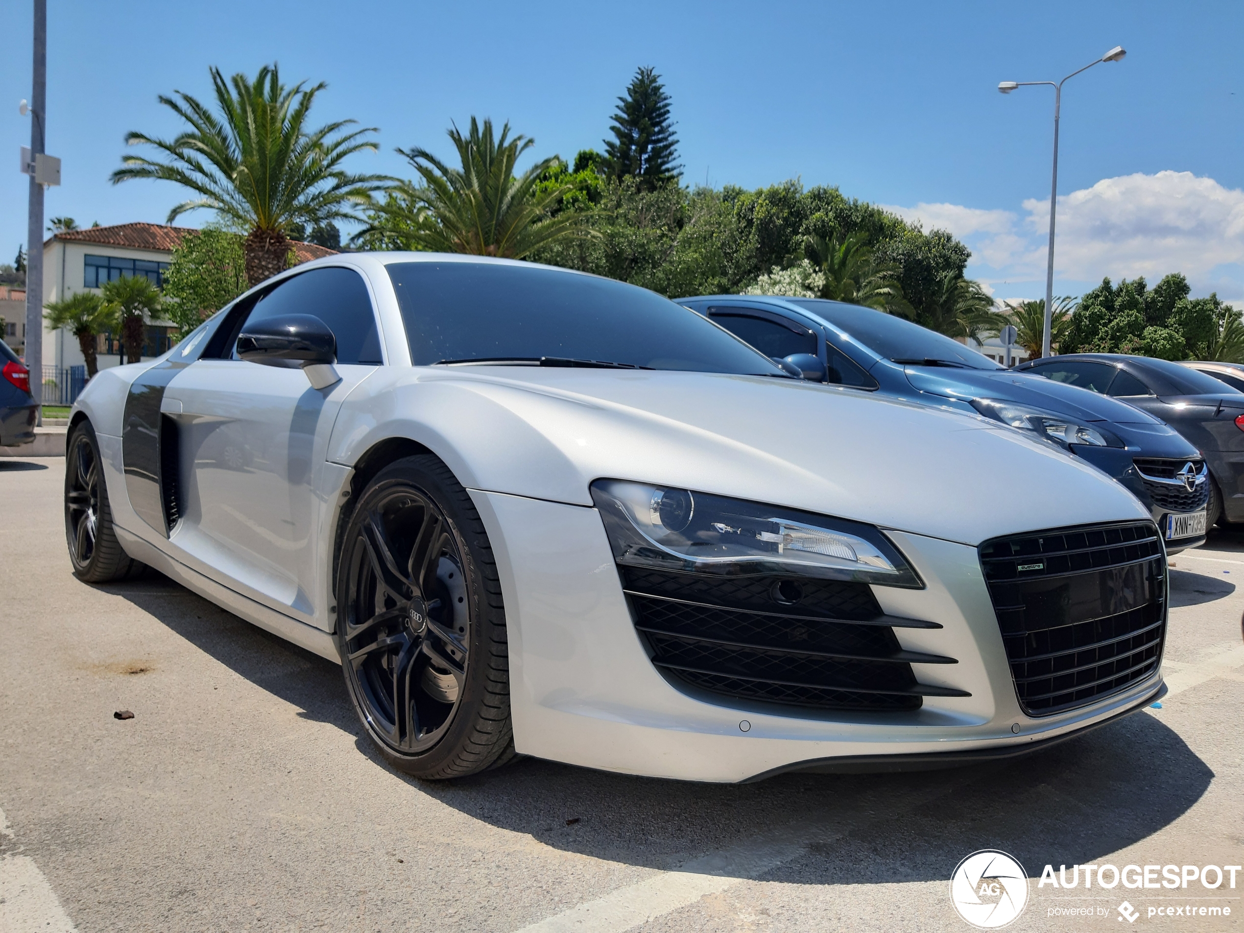 Audi R8