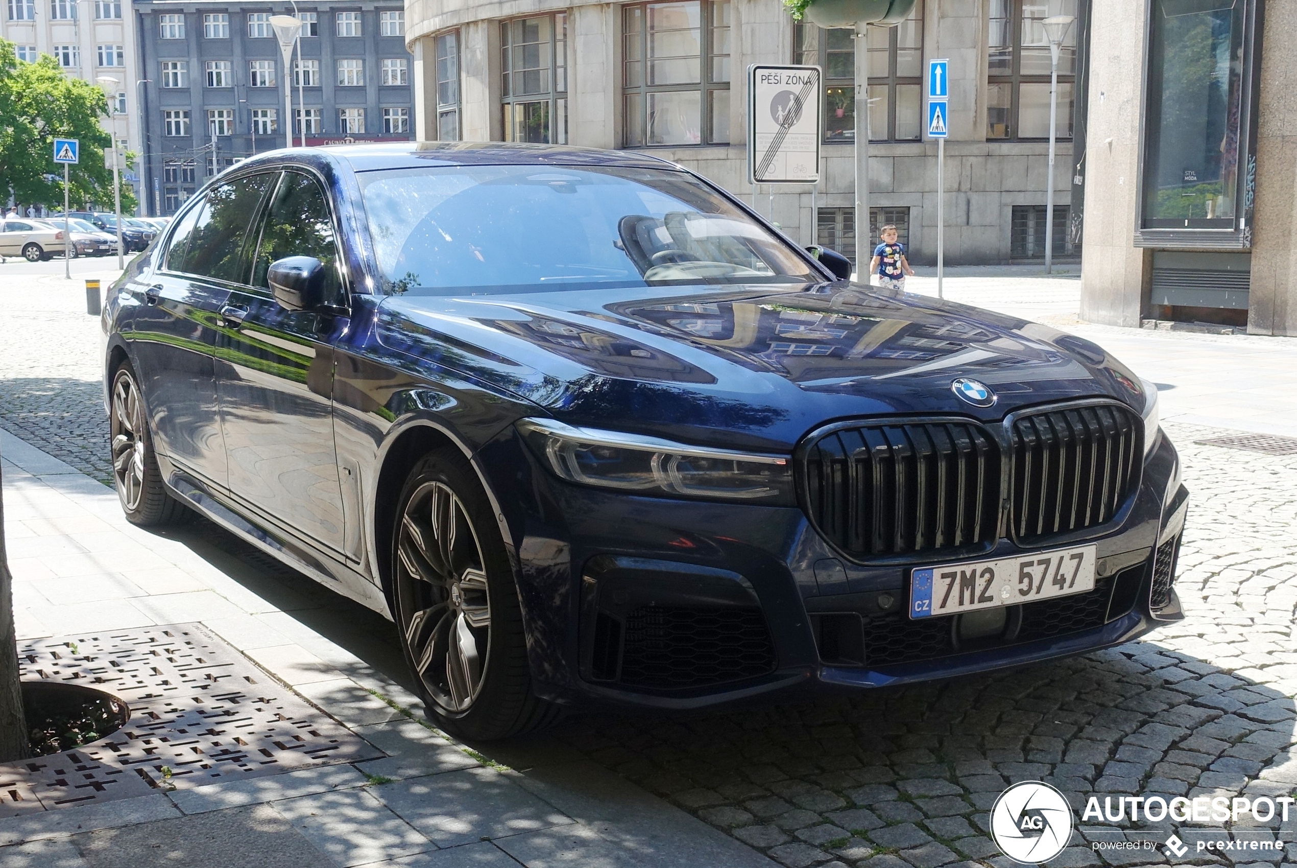 BMW M760Li xDrive 2019 Final Edition