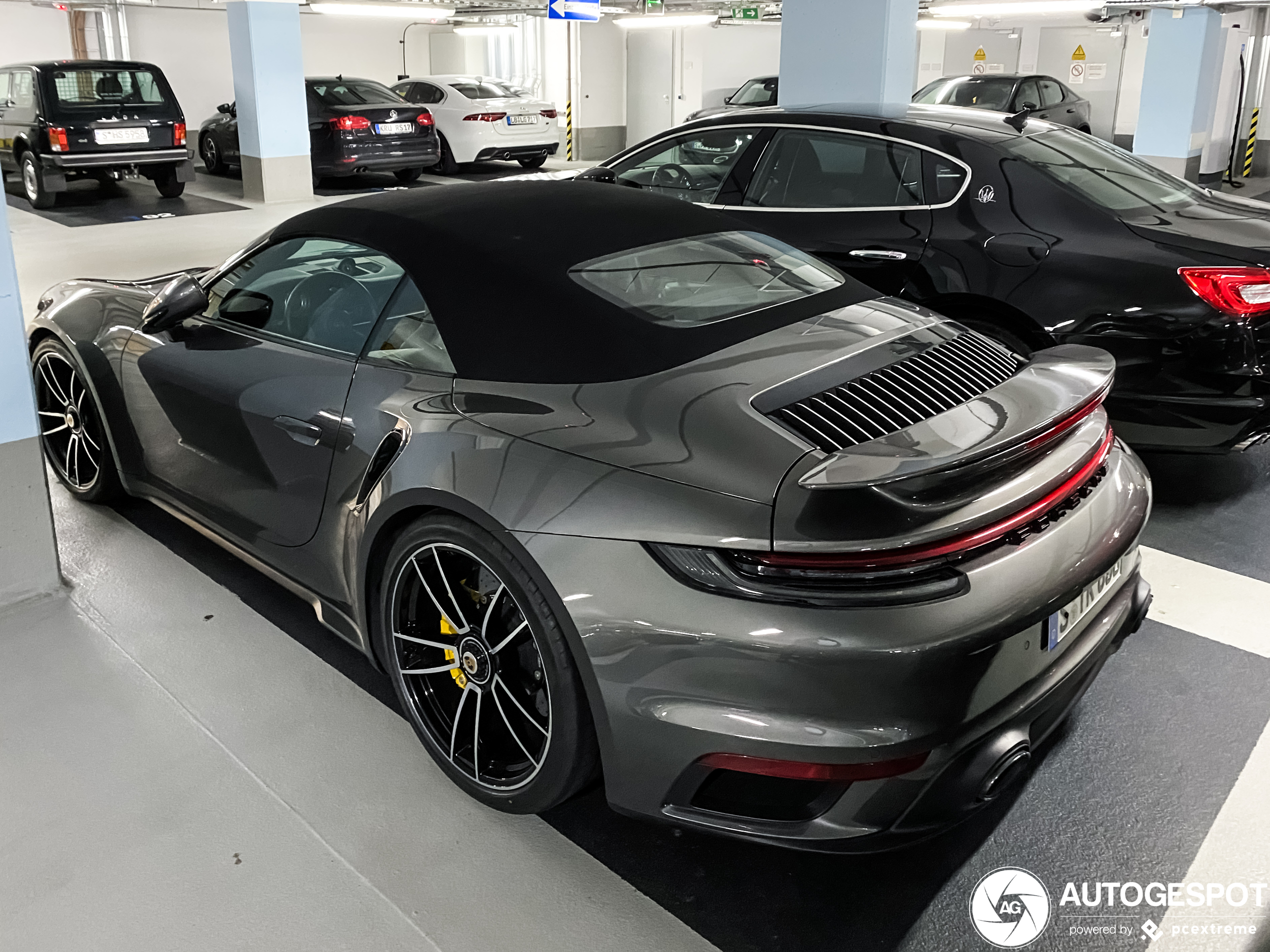 Porsche 992 Turbo S Cabriolet