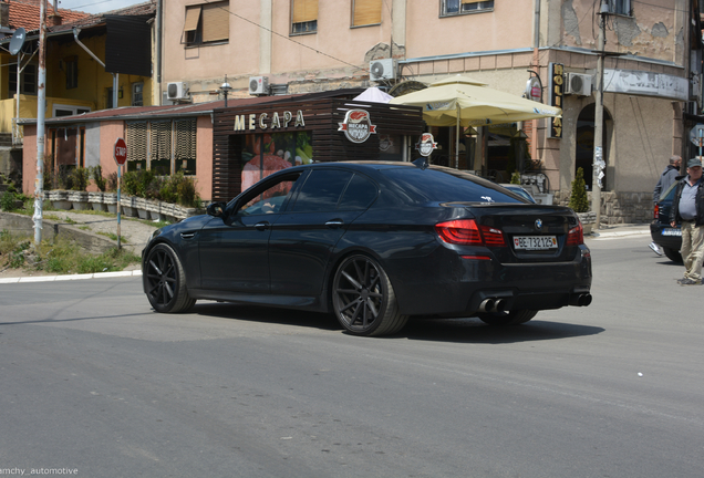 BMW M5 F10 2011