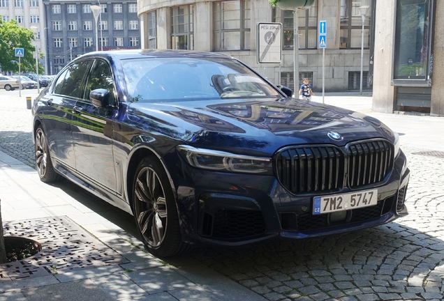 BMW M760Li xDrive 2019 Final Edition