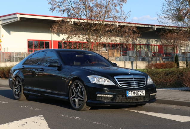 Mercedes-Benz S 63 AMG W221 2010