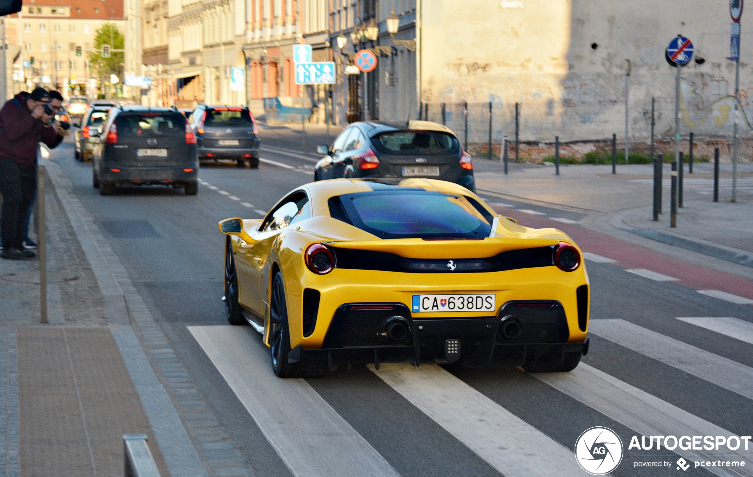 Ferrari 488 Pista