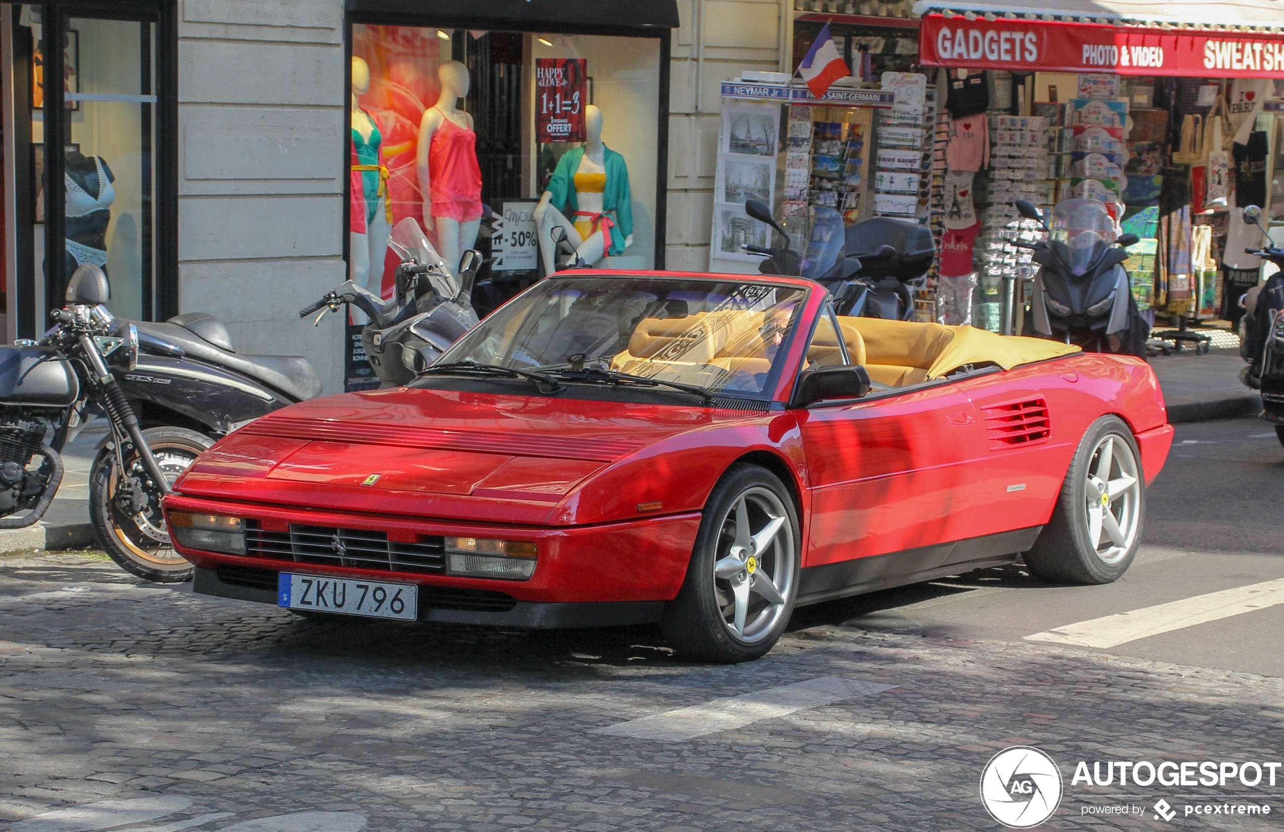 Ferrari Mondial T Cabriolet