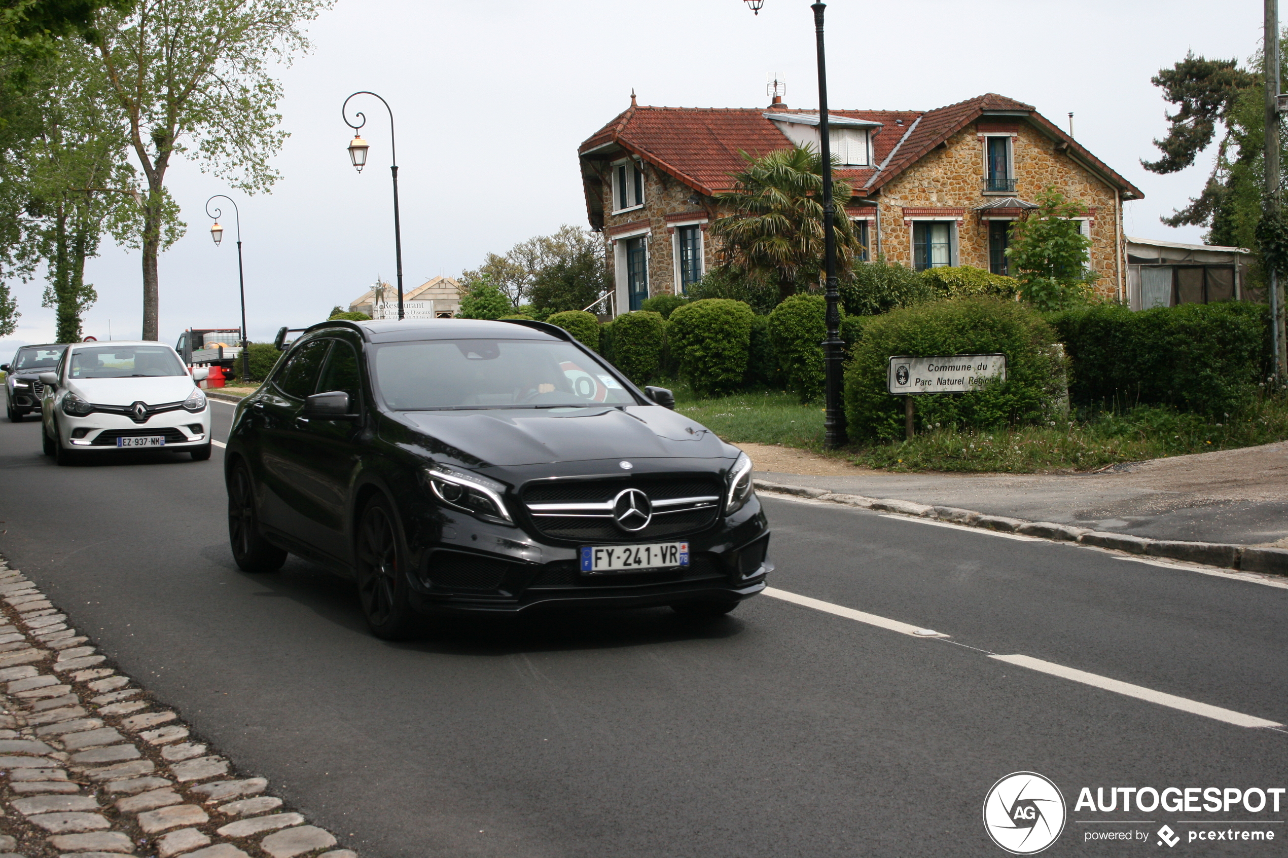 Mercedes-AMG GLA 45 X156