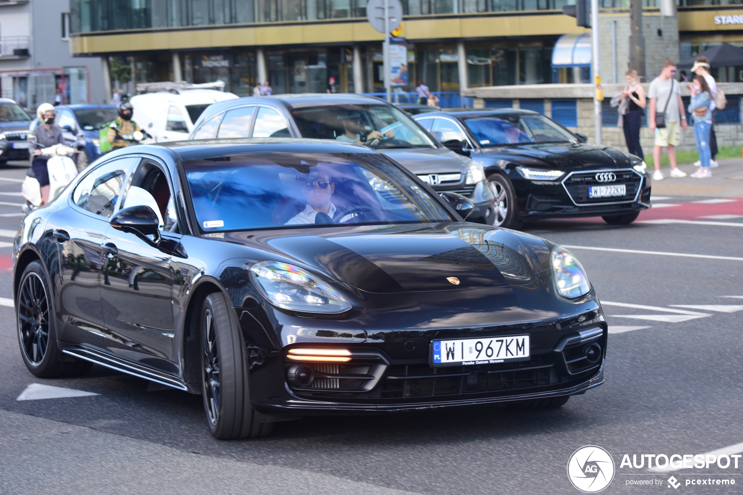 Porsche 971 Panamera Turbo