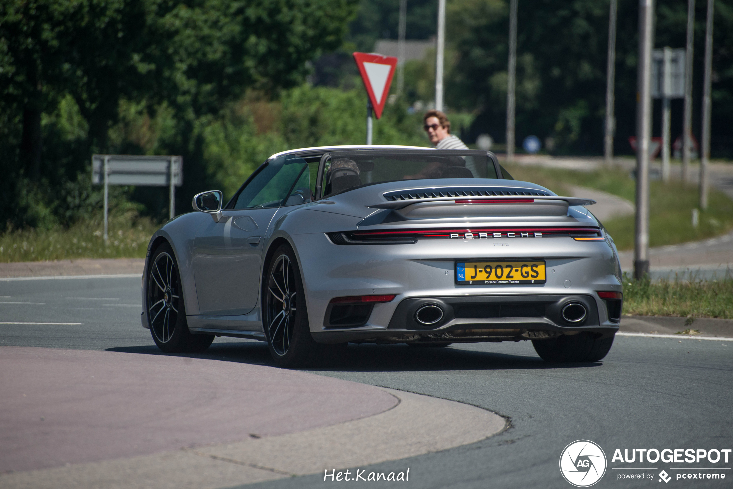 Porsche 992 Turbo S Cabriolet