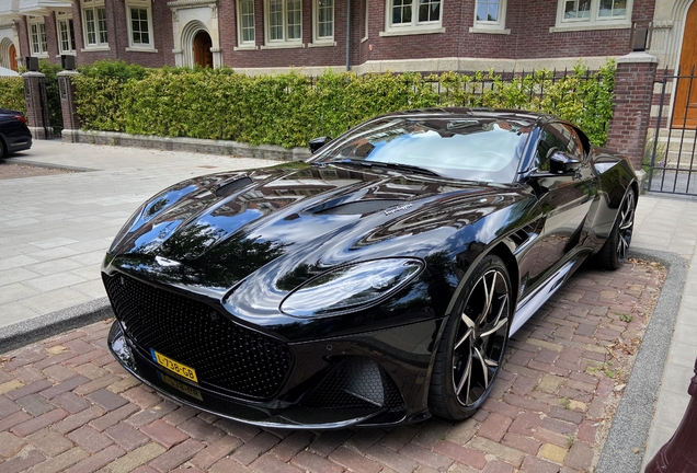 Aston Martin DBS Superleggera