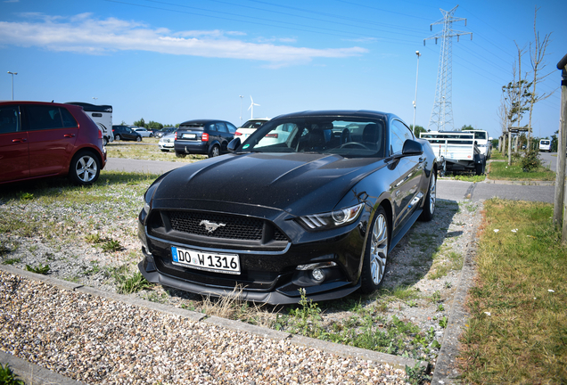 Ford Mustang GT 2015