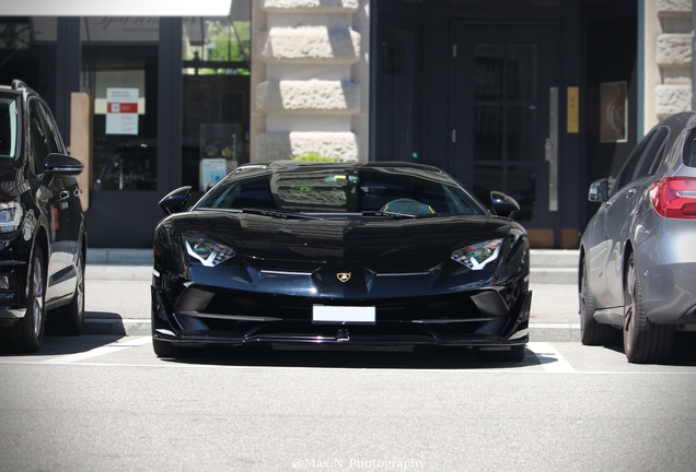 Lamborghini Aventador LP770-4 SVJ