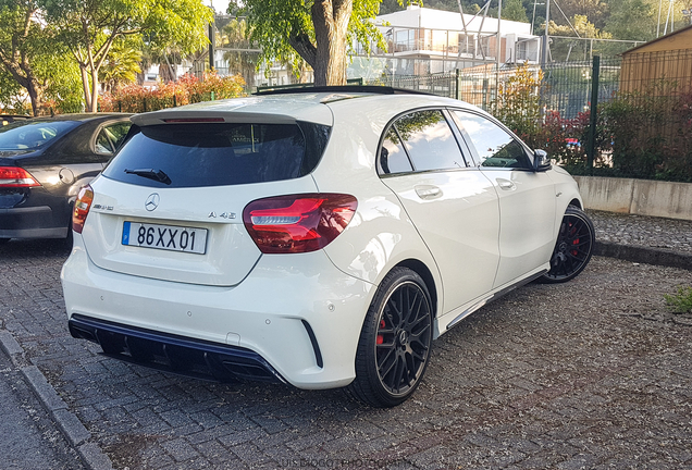 Mercedes-AMG A 45 W176 2015