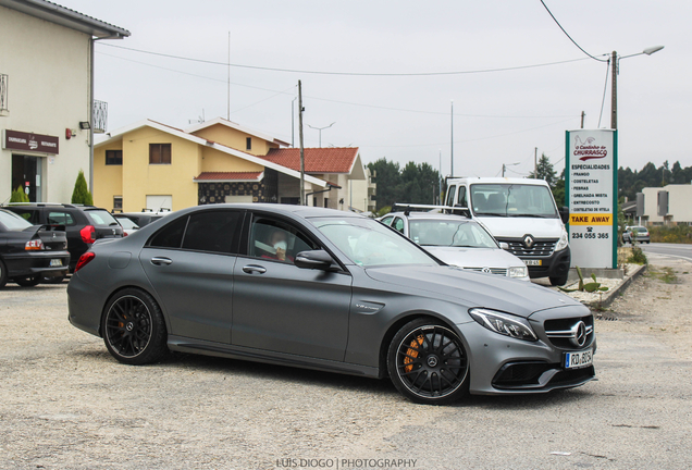 Mercedes-AMG C 63 S W205