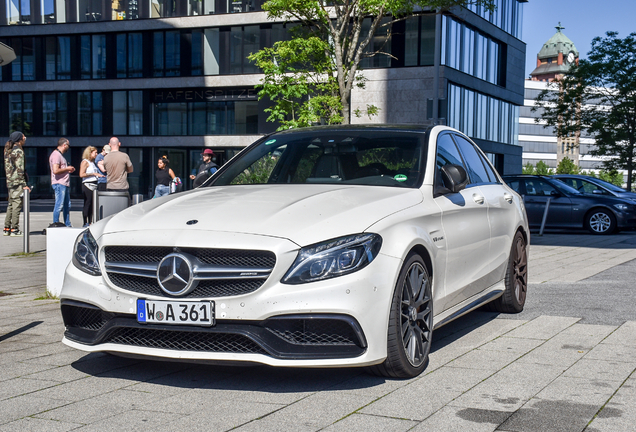 Mercedes-AMG C 63 S W205