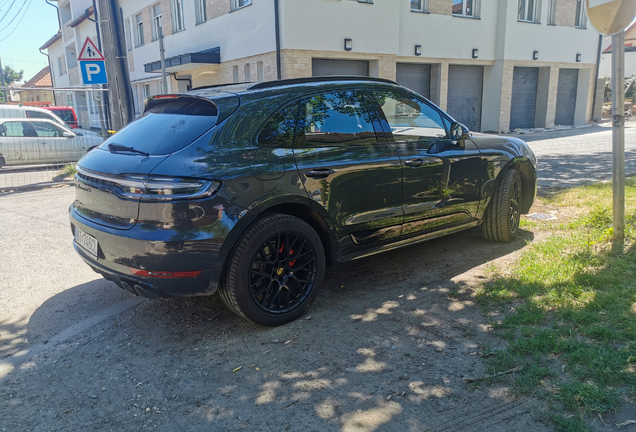 Porsche 95B Macan GTS MkII