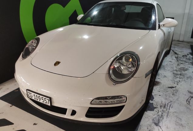 Porsche 997 Carrera GTS