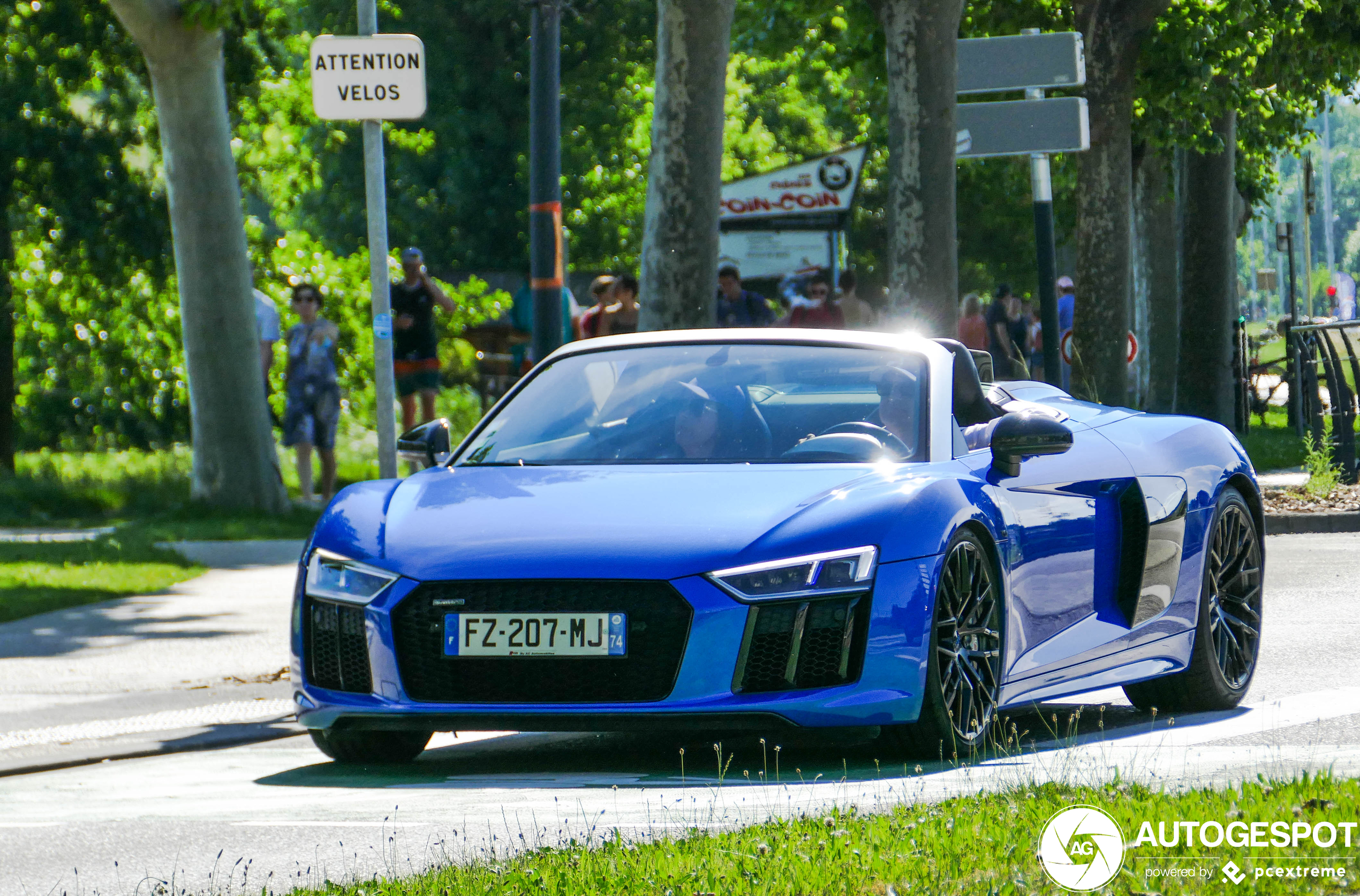 Audi R8 V10 Spyder 2016