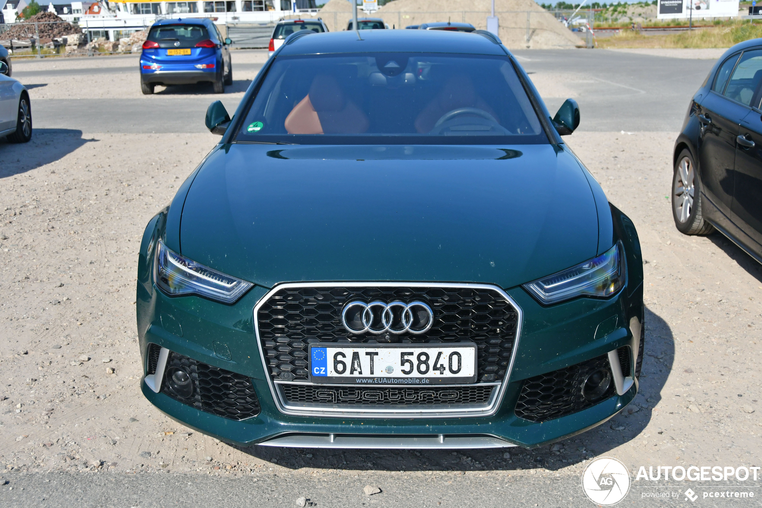 Audi RS6 Avant C7 2015