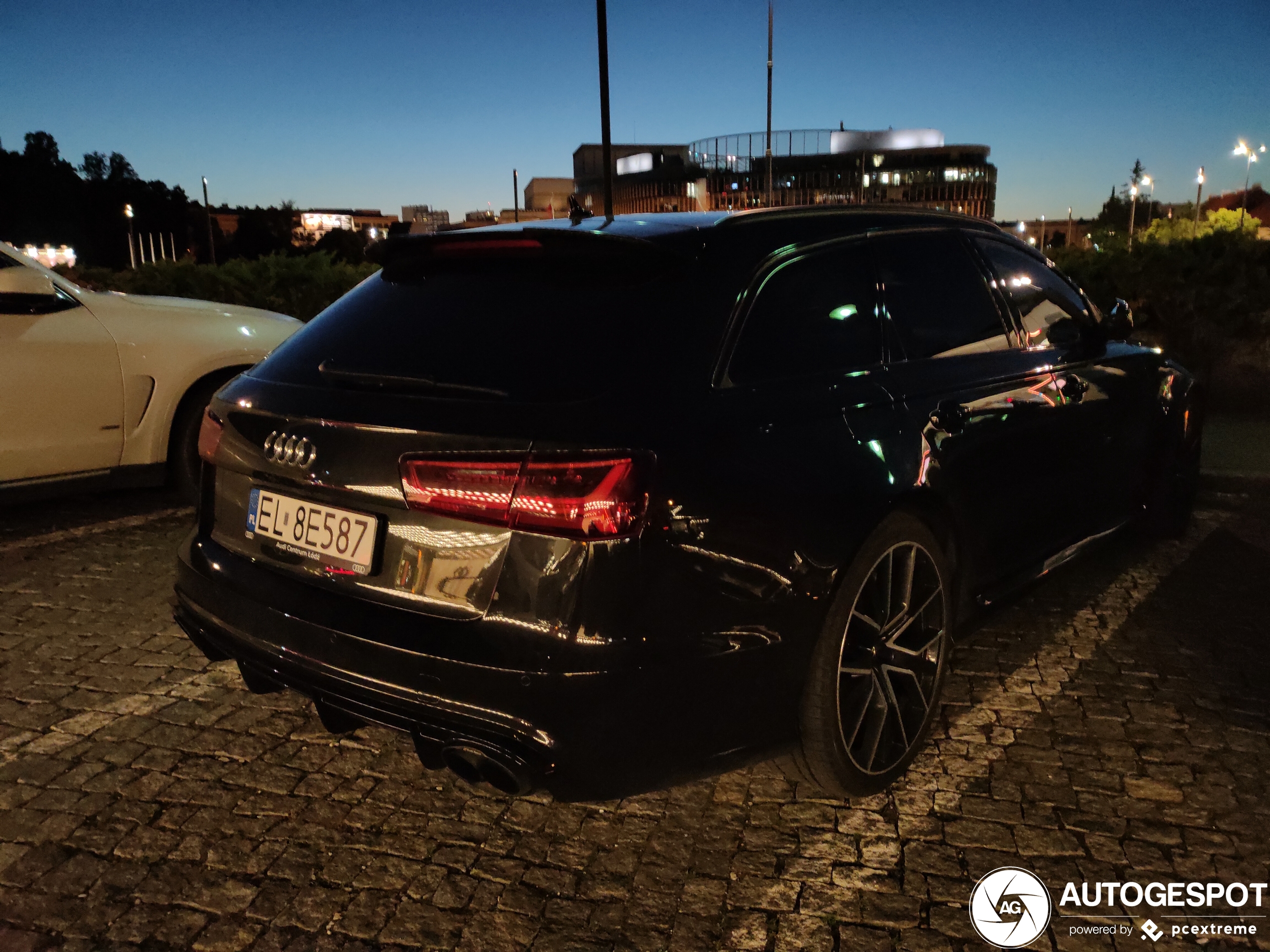 Audi RS6 Avant C7 2015