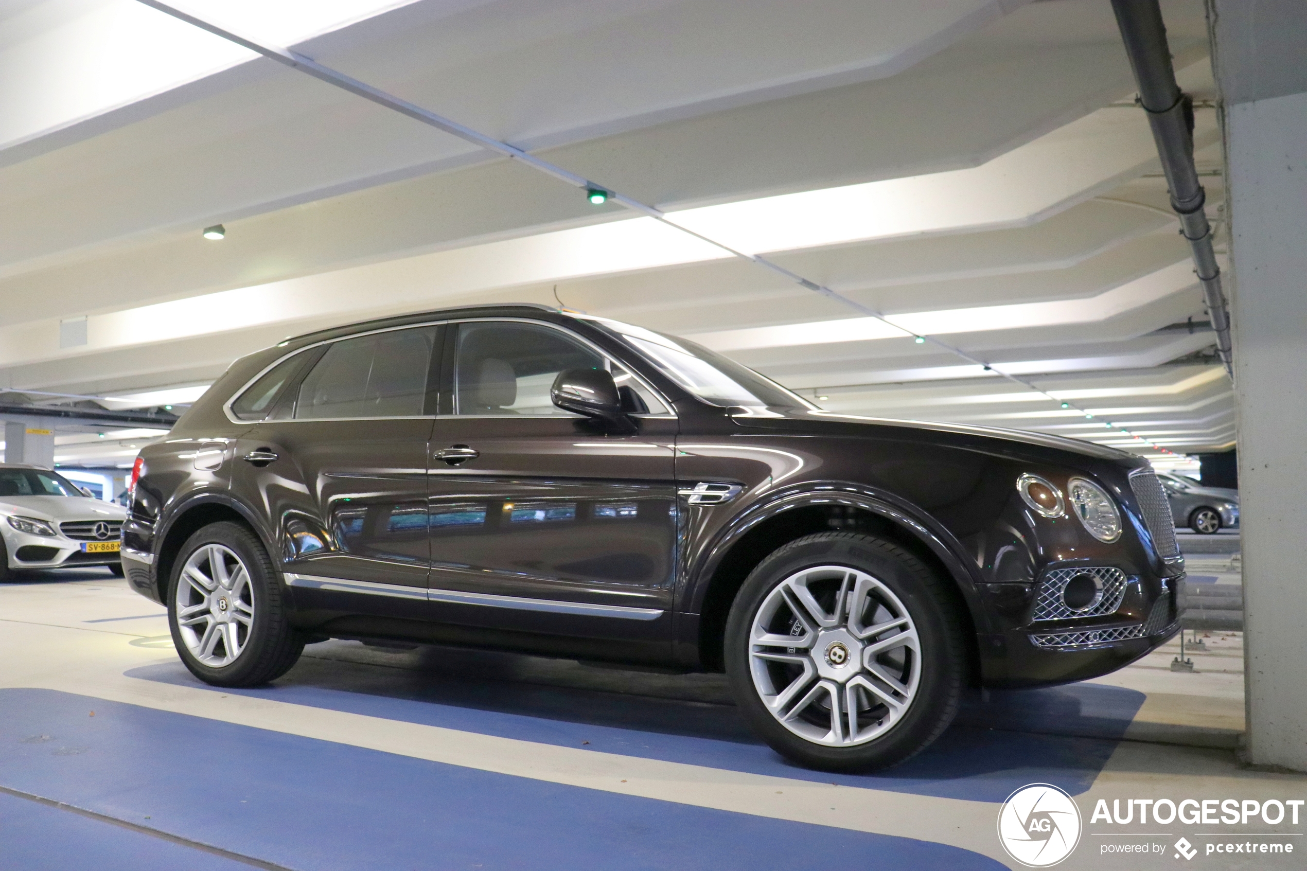 Bentley Bentayga V8