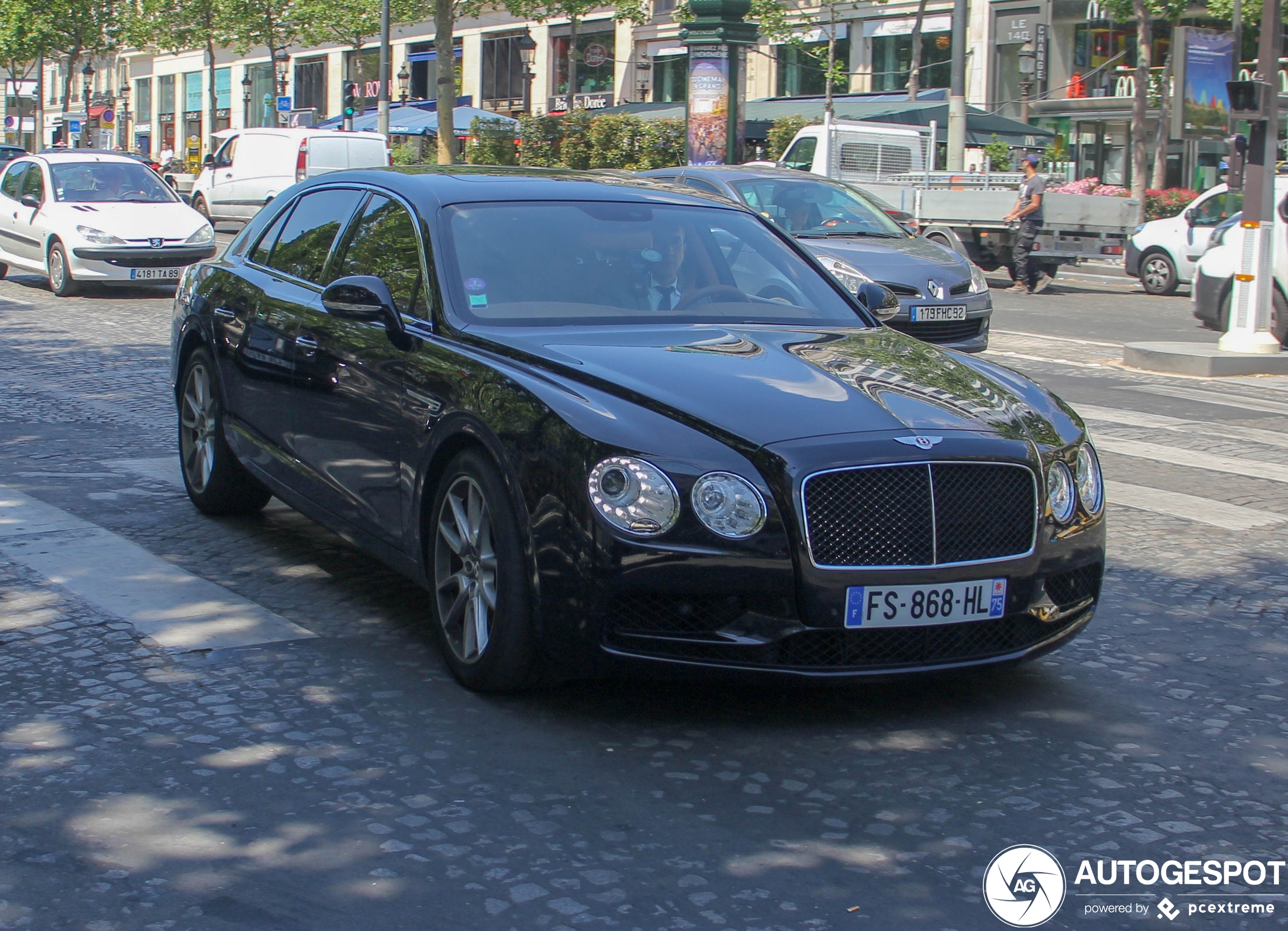 Bentley Flying Spur V8 S