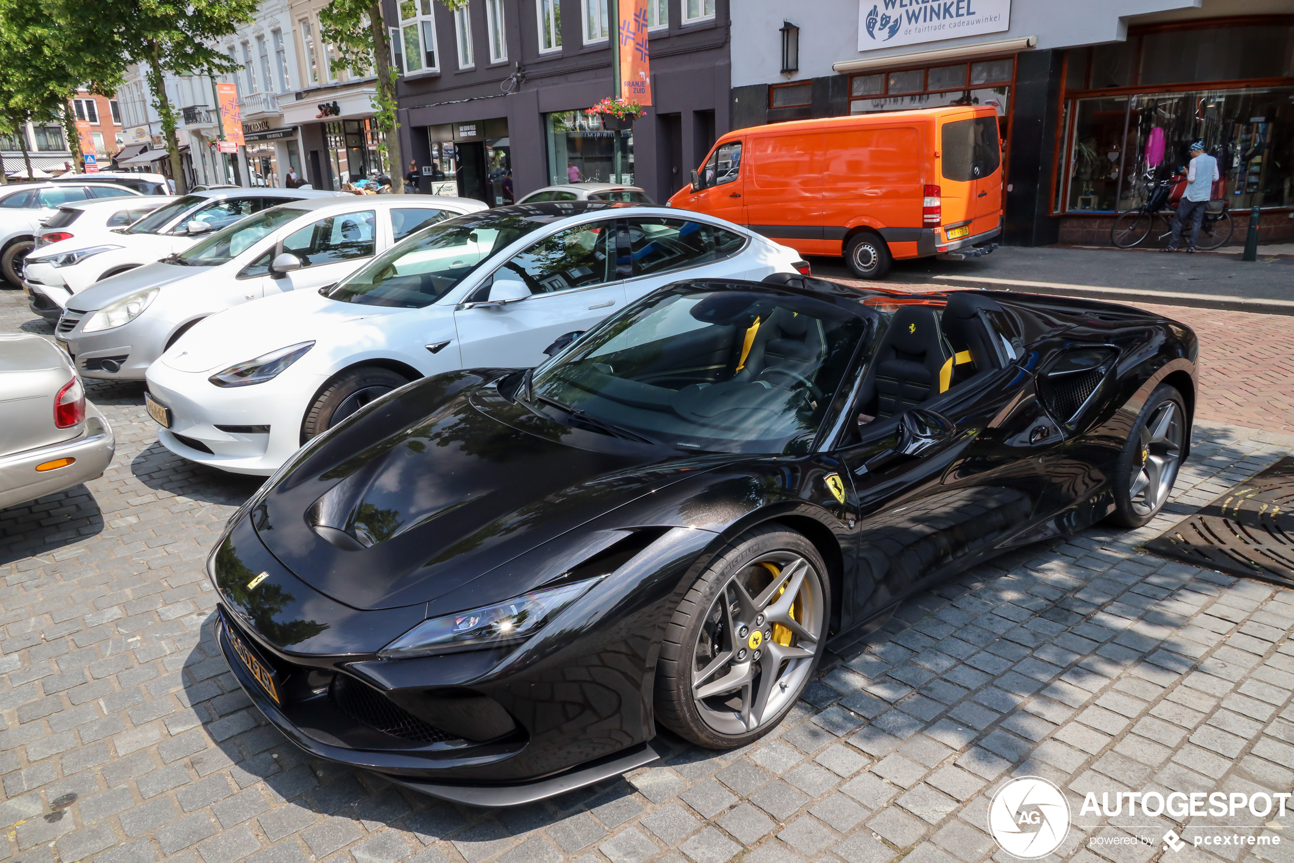 Ferrari F8 Spider