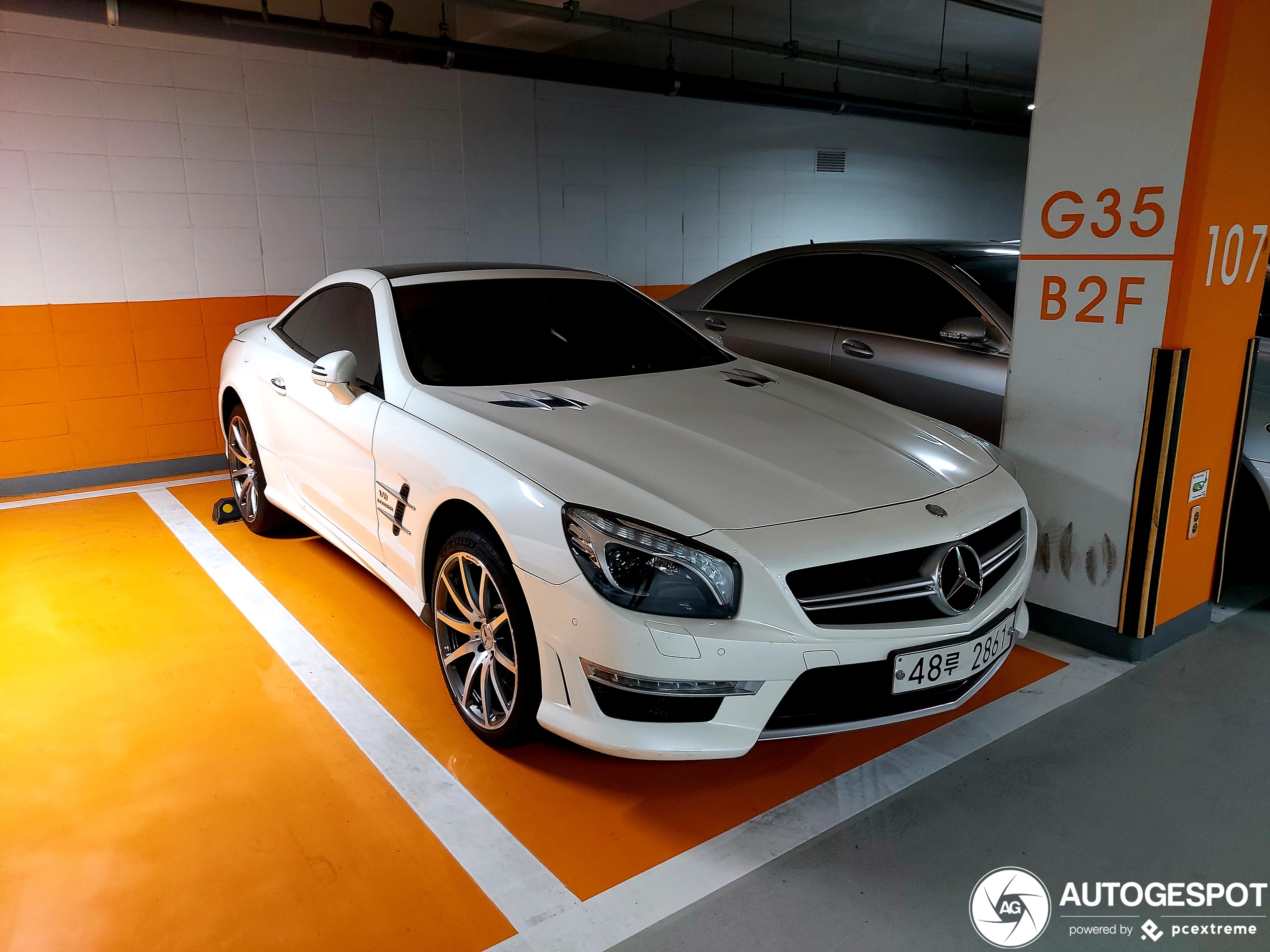 Mercedes-Benz SL 63 AMG R231