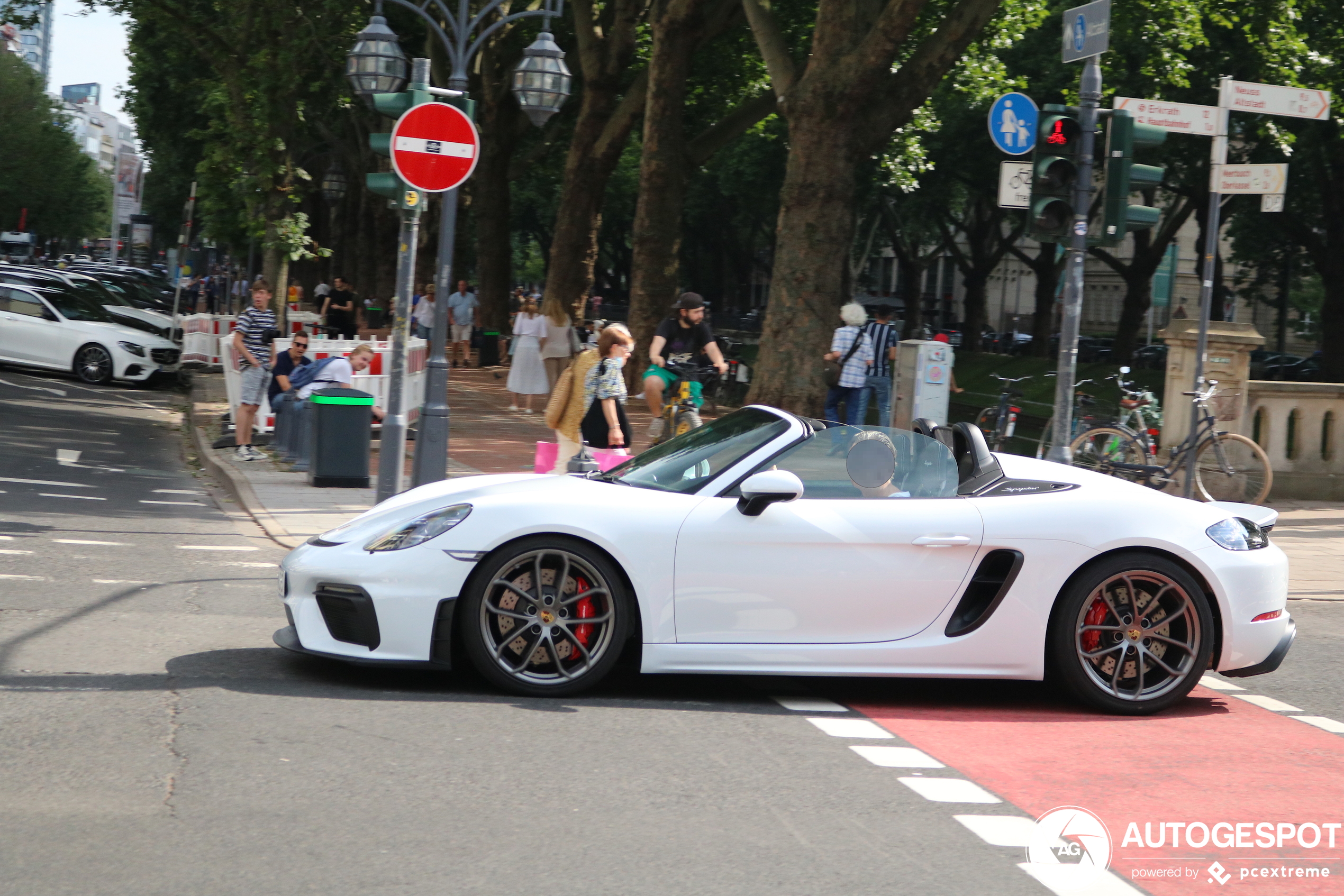 Porsche 718 Spyder