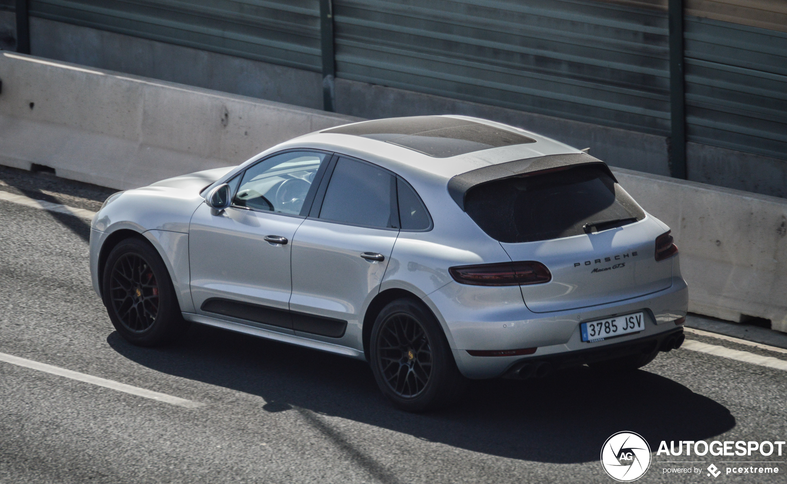 Porsche 95B Macan GTS