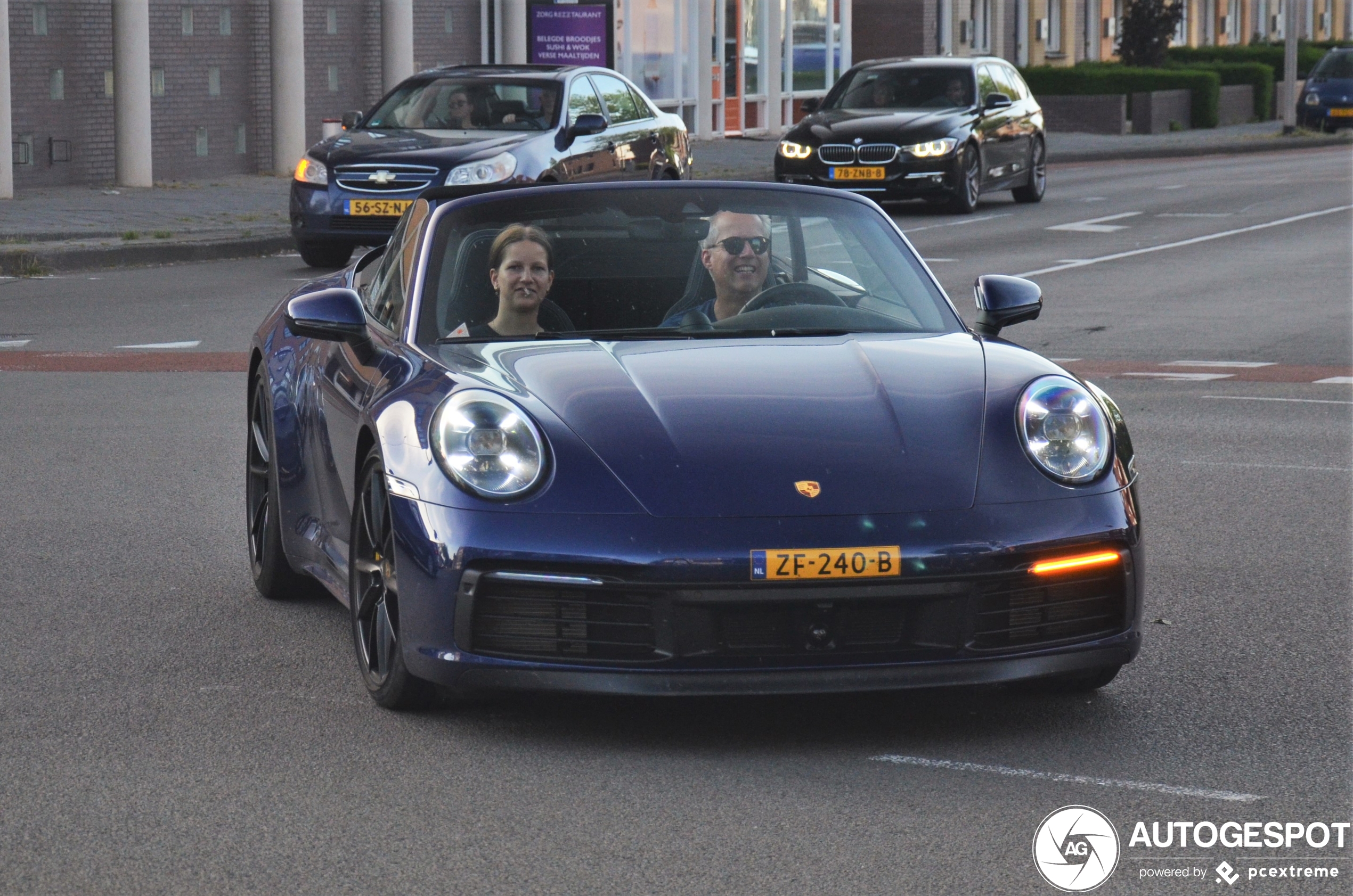 Porsche 992 Carrera 4S Cabriolet