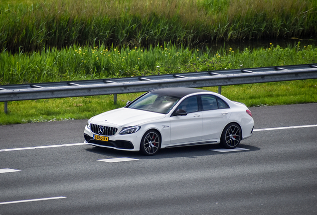 Mercedes-AMG C 63 S W205