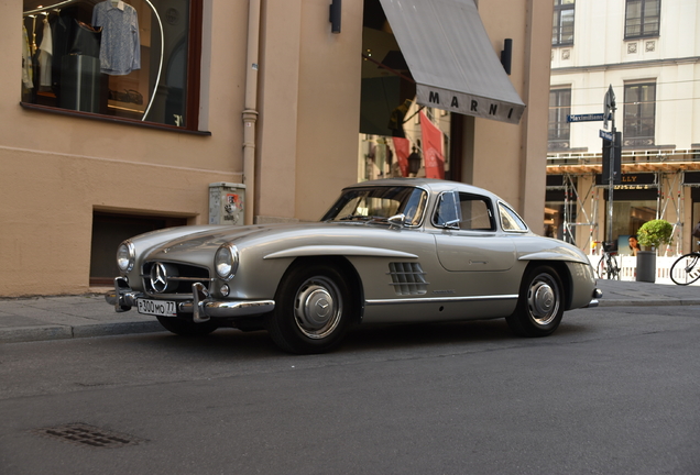 Mercedes-Benz 300SL Gullwing