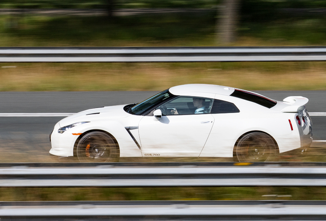 Nissan GT-R Hennessey HPE700