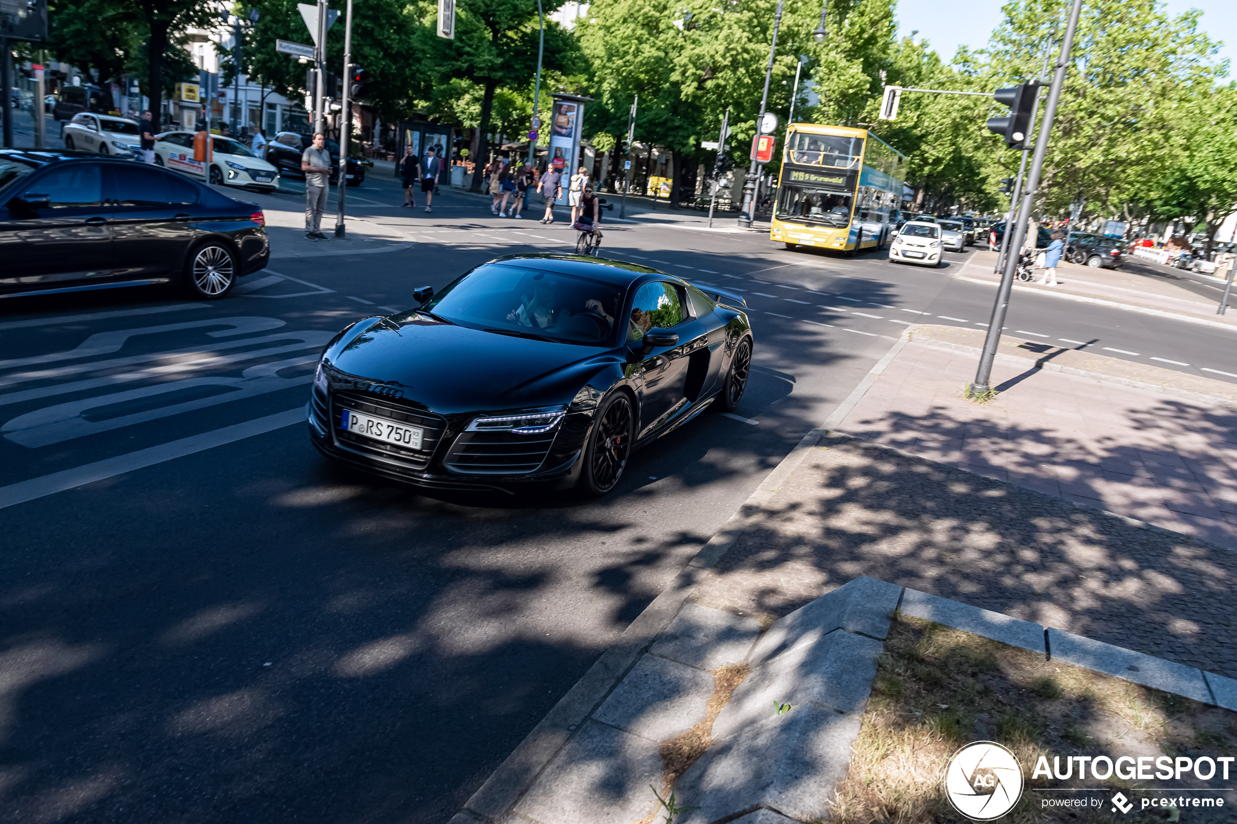 Audi R8 V10 LMX