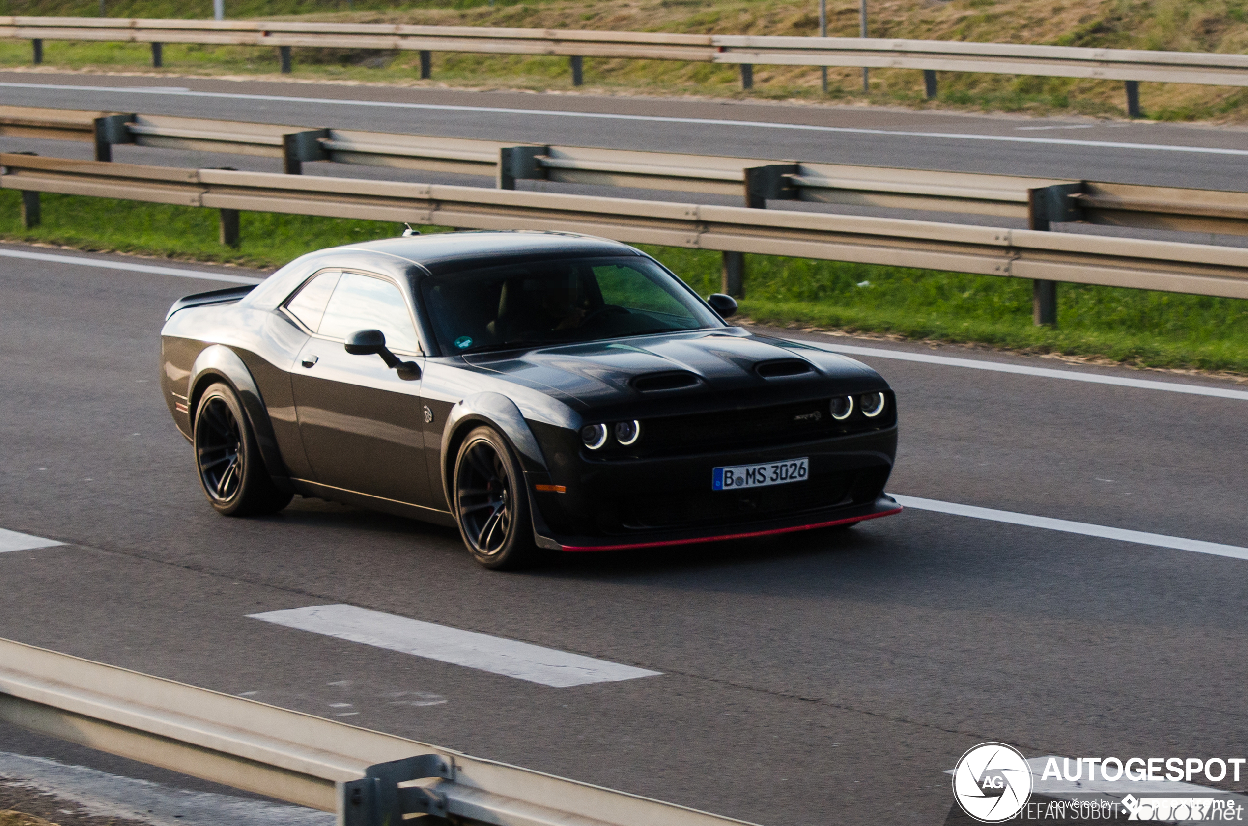 Dodge Challenger SRT Hellcat Widebody