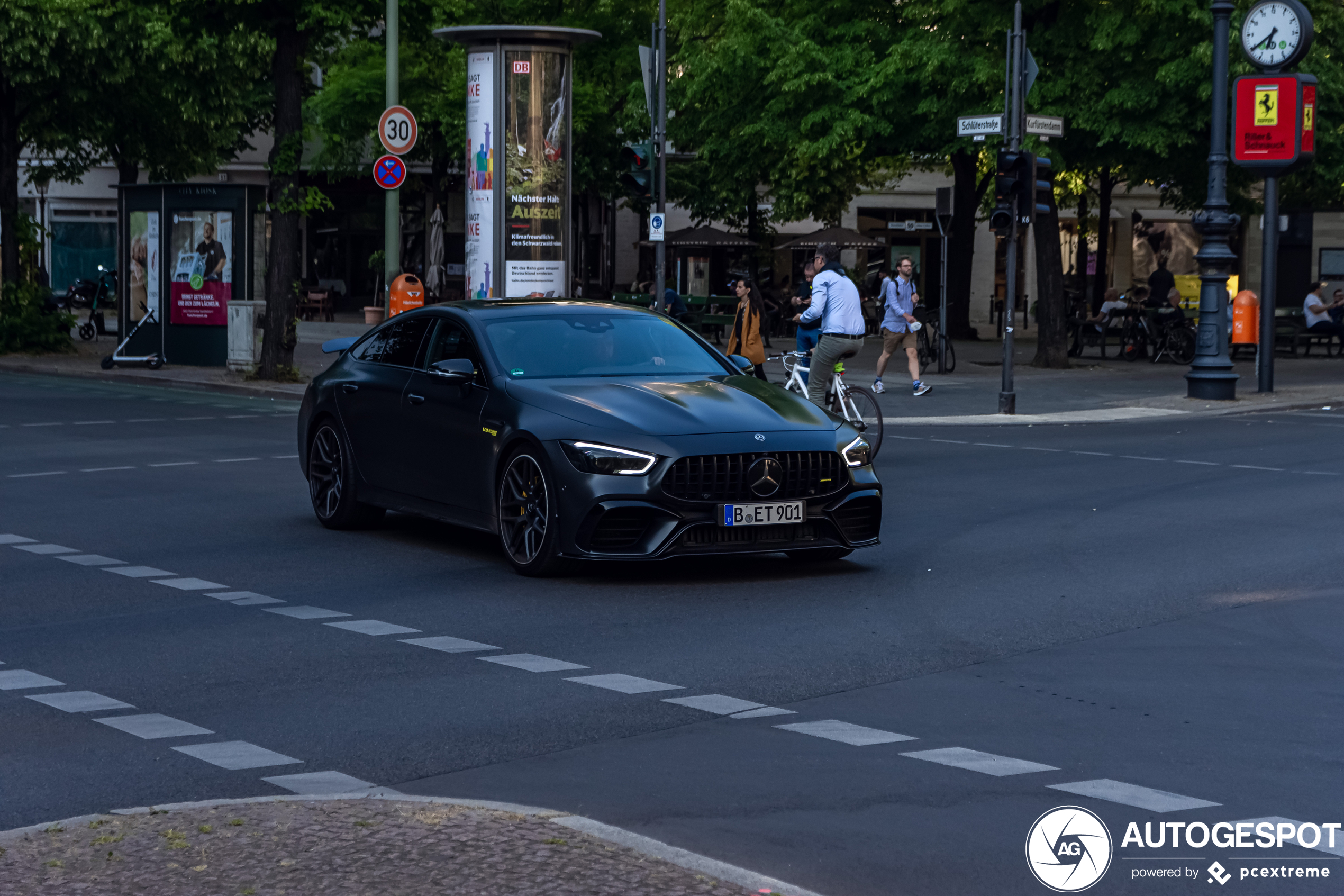 Mercedes-AMG GT 63 S X290