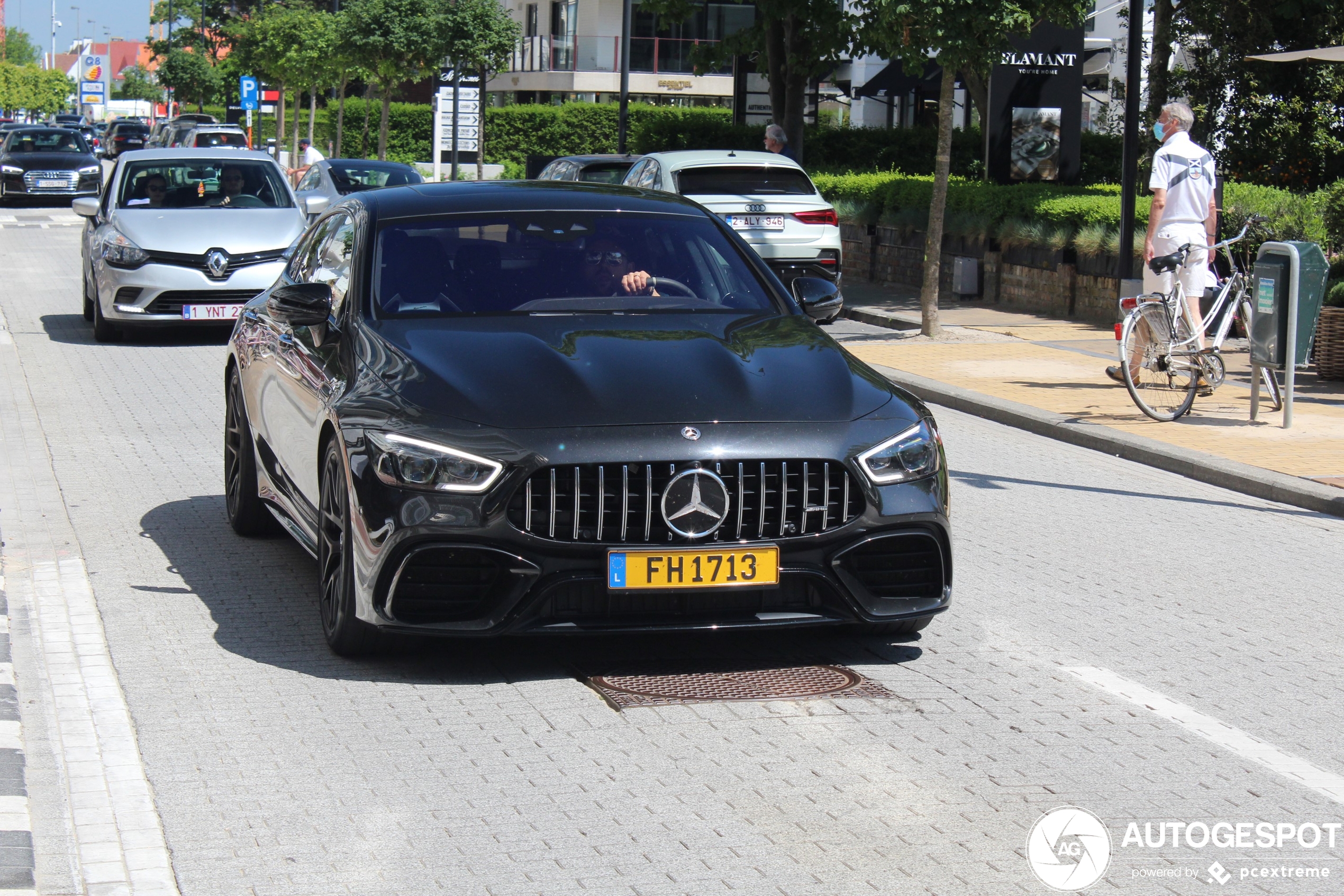 Mercedes-AMG GT 63 S X290