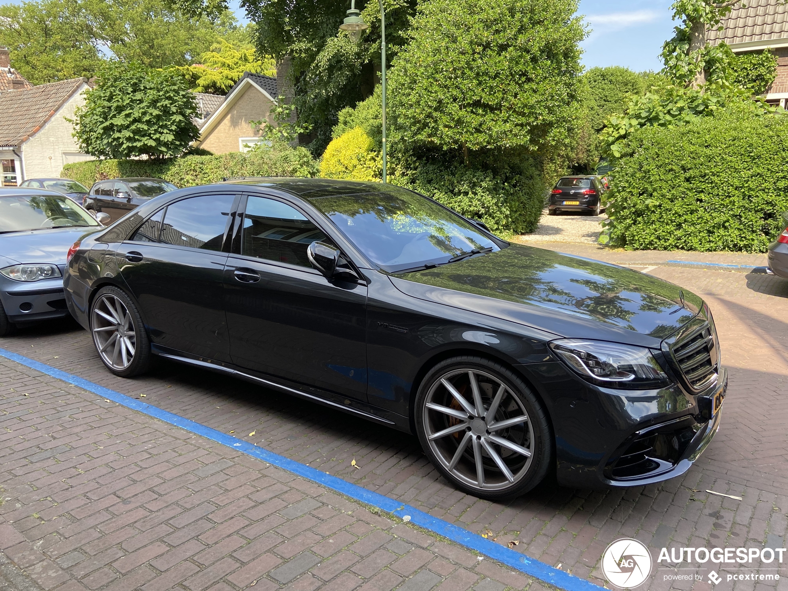 Mercedes-AMG S 63 V222 2017